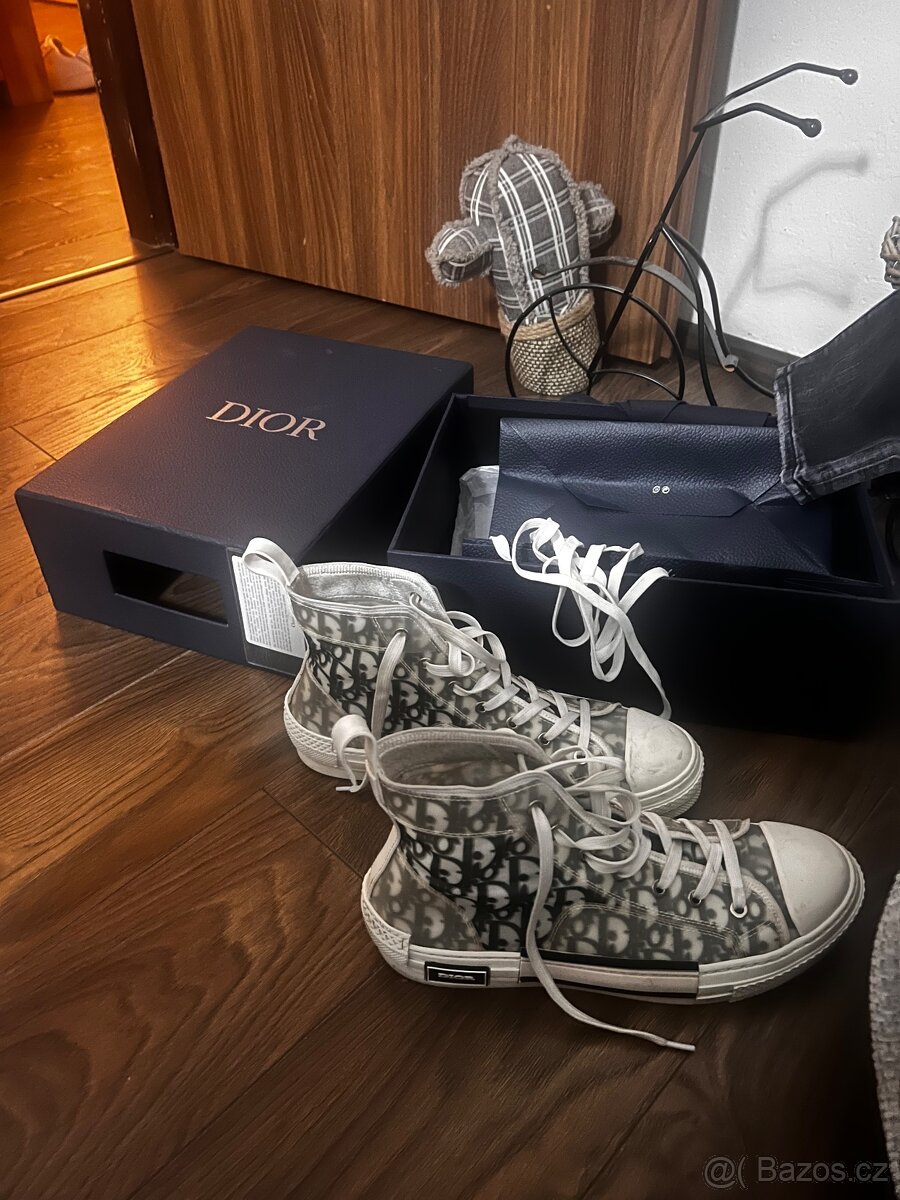 Dior b23 high top velikost 43