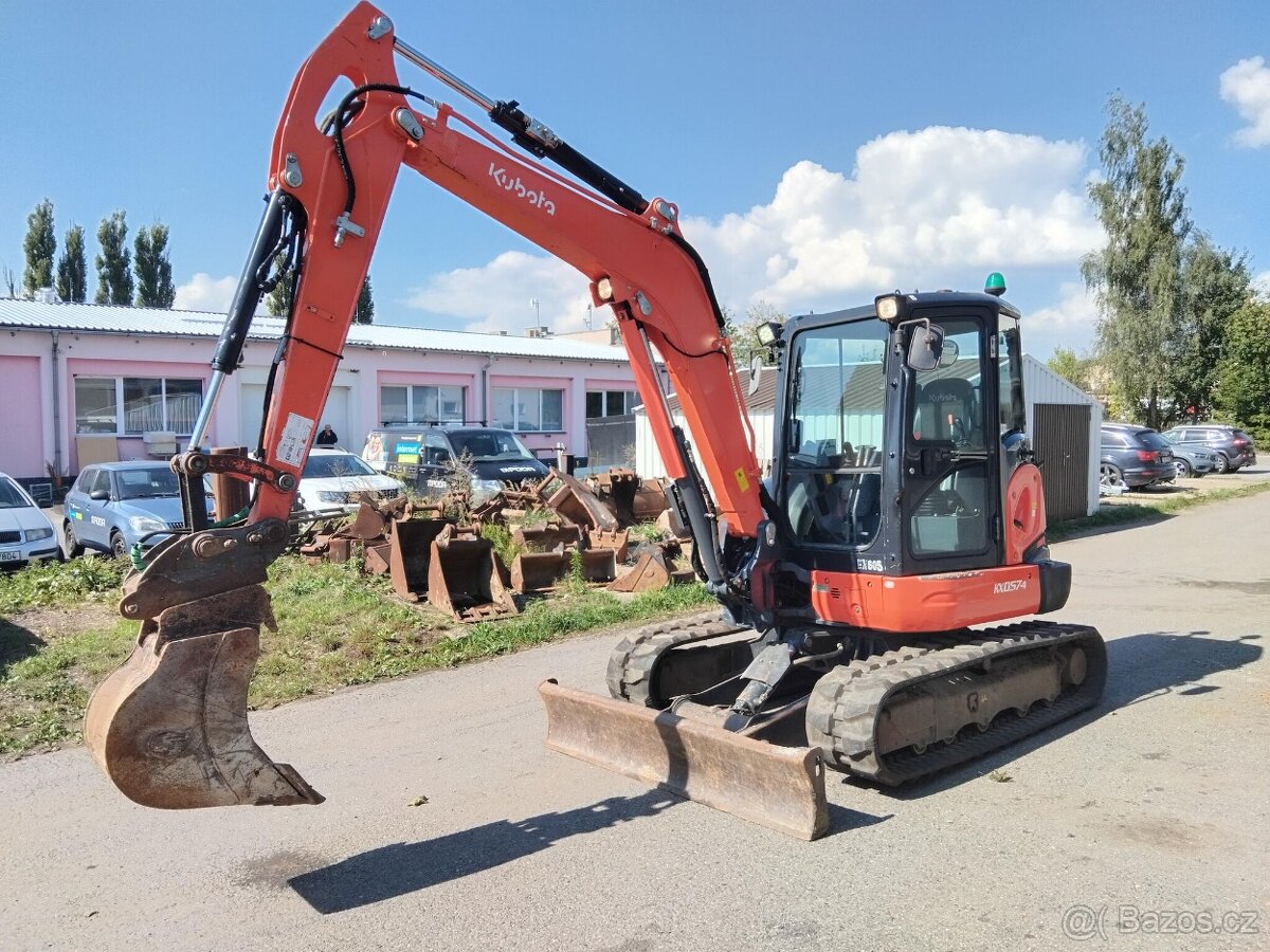 Kubota KX057 4
