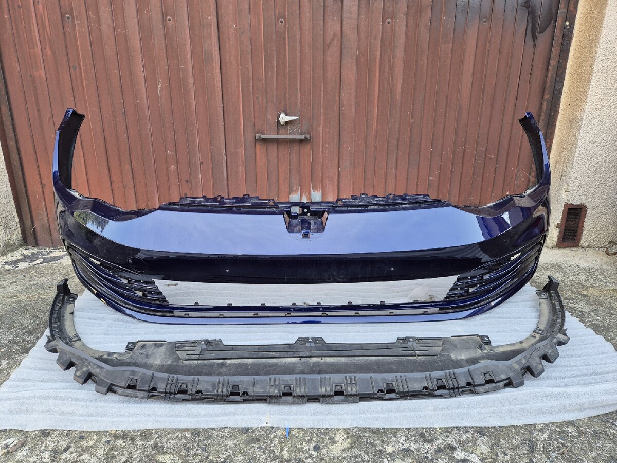 Volkswagen golf 8 přední nárazník originál. VAG
