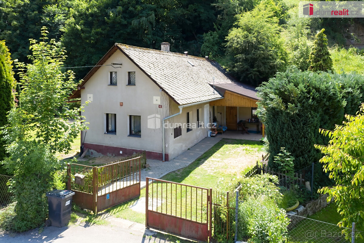 Prodej rodinného domu v obci Stránka, Mšeno u Mělníka