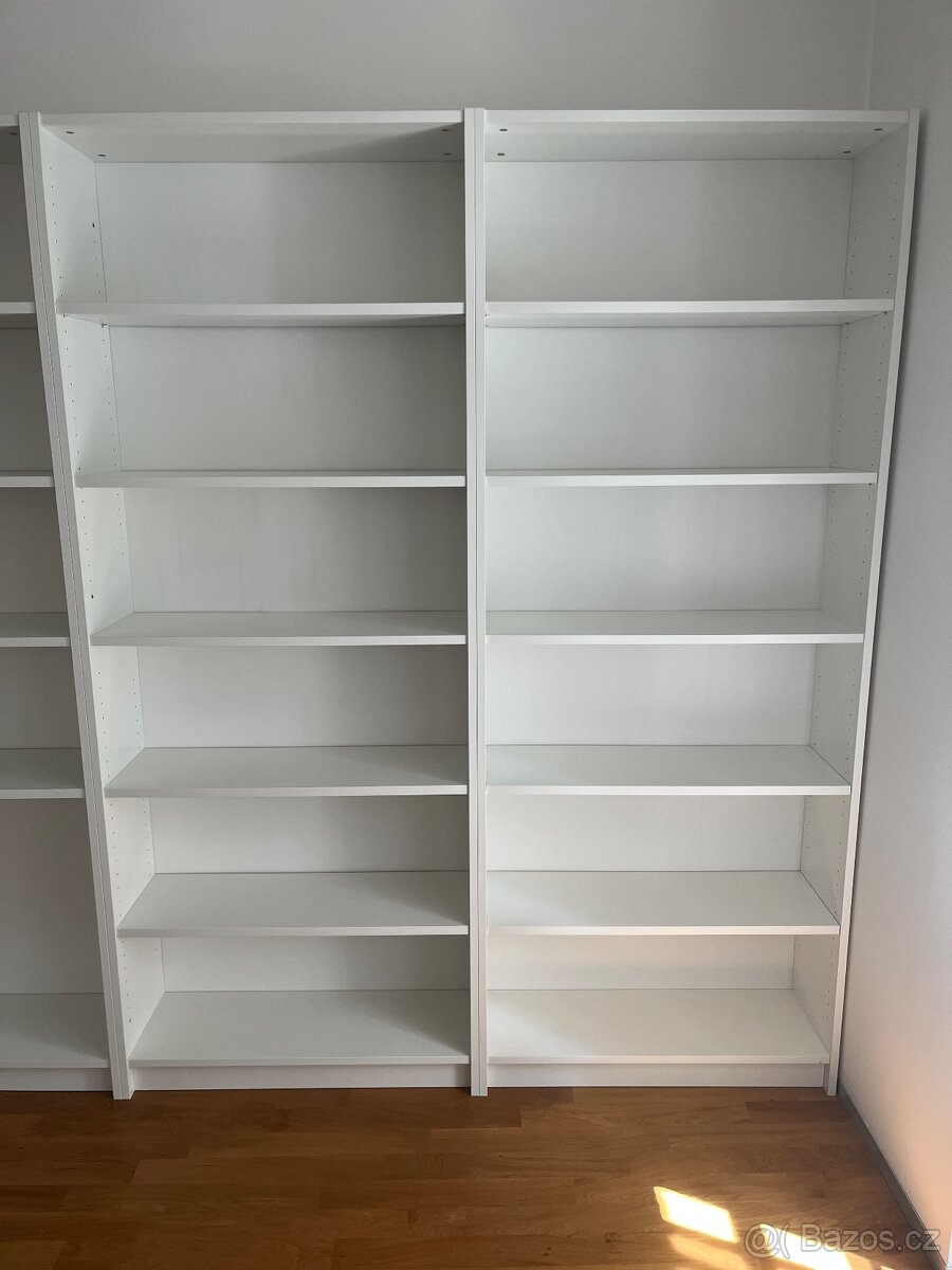 Knihovny IKEA