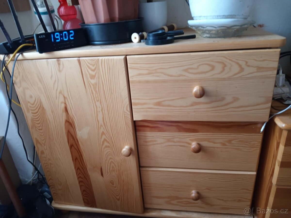 obyvaci stěna