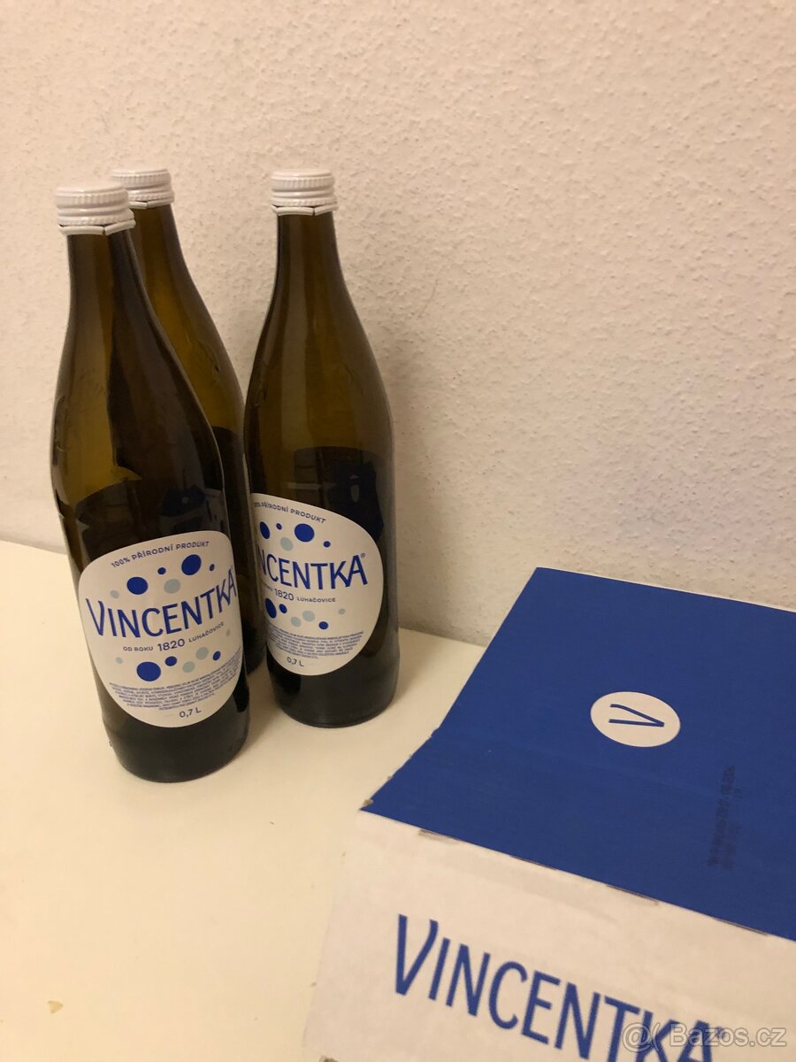 Prodám prázdné láhve od Vincentky