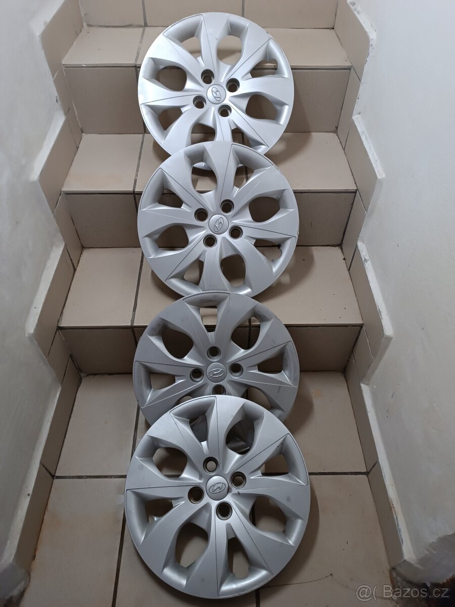 Originální poklice hyundai i 20