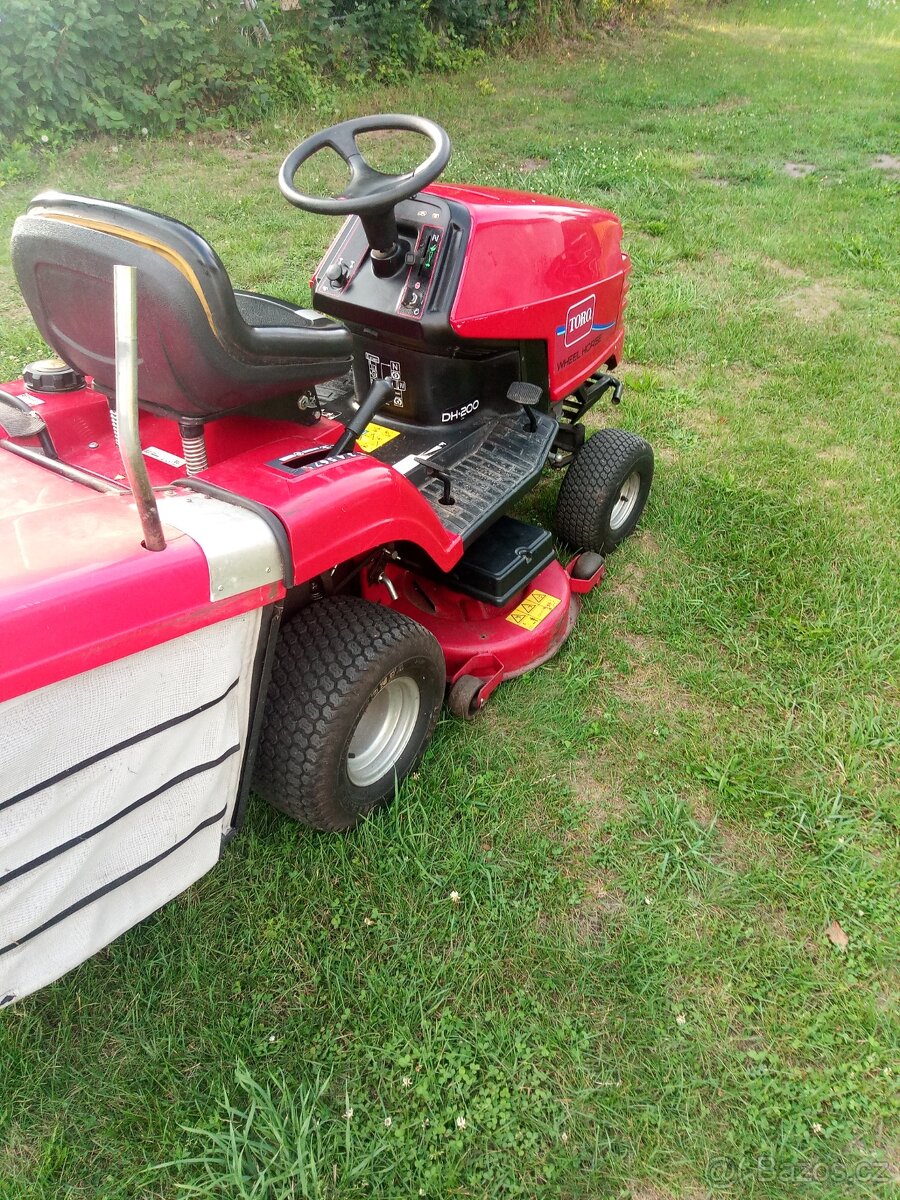Zahradní traktor