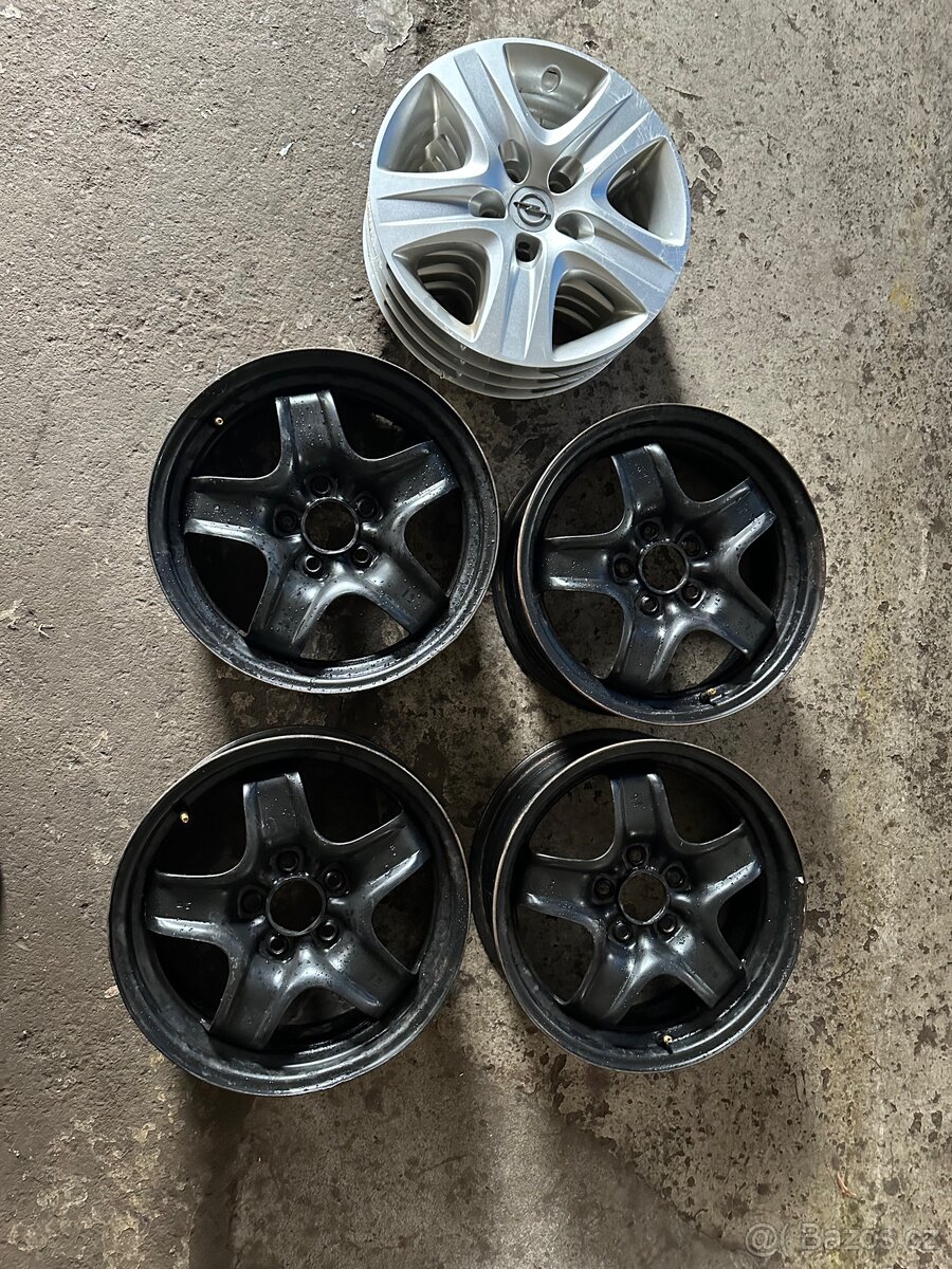 Original opel GM plechové disky r16 + poklice