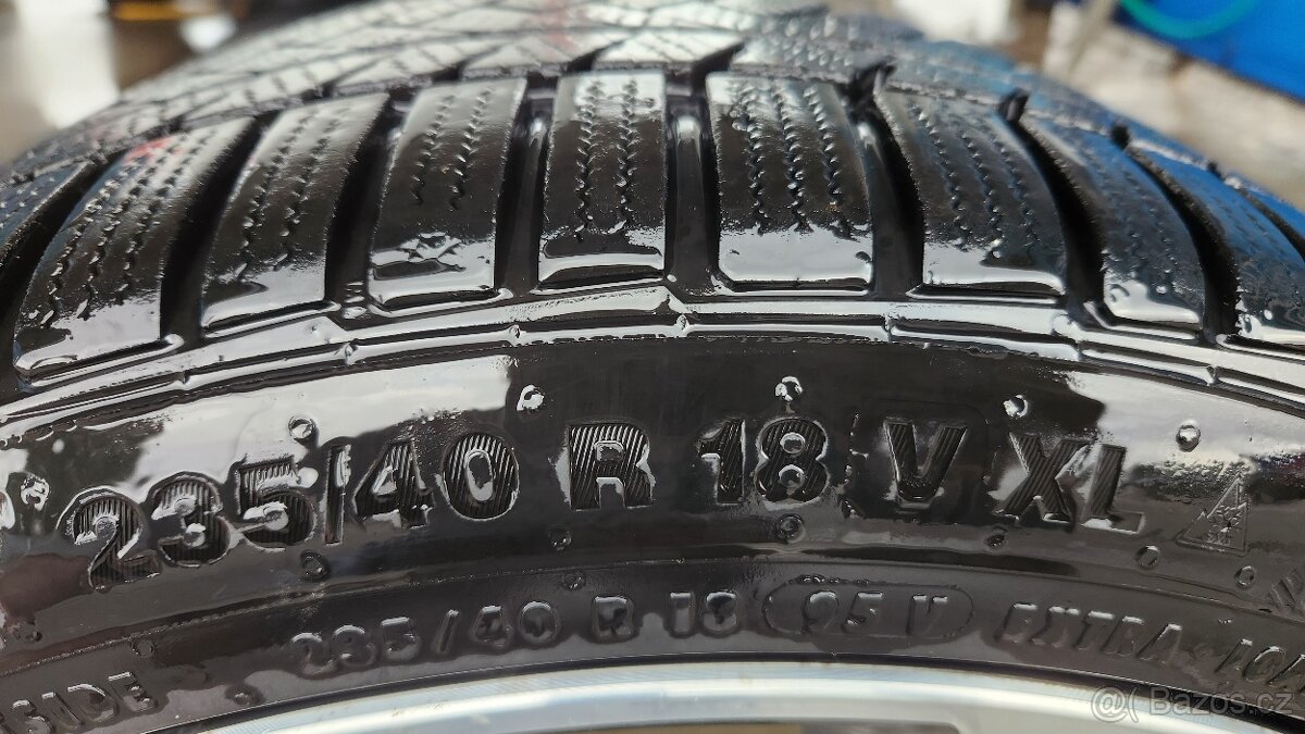 Pneu 235/40 r18 zimni continental
