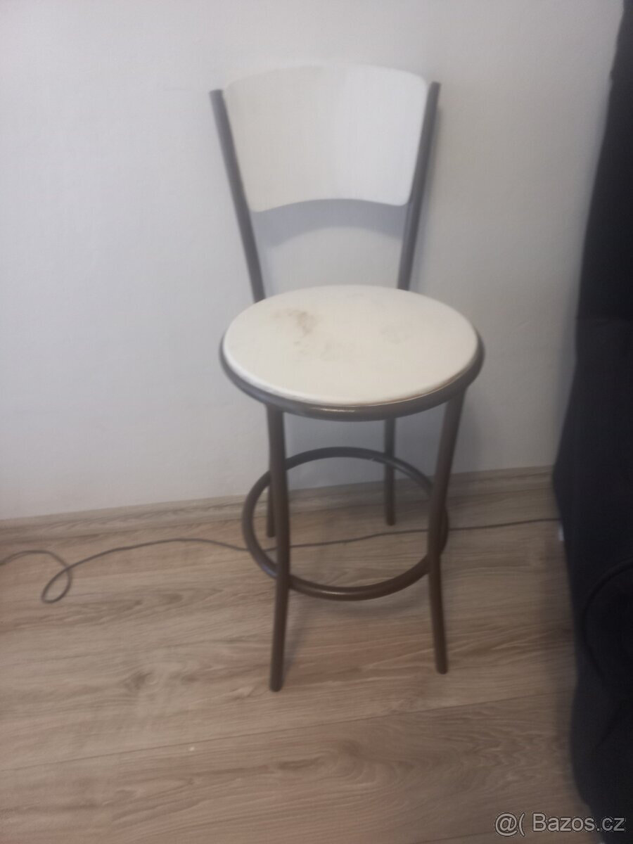 Vysoká židle