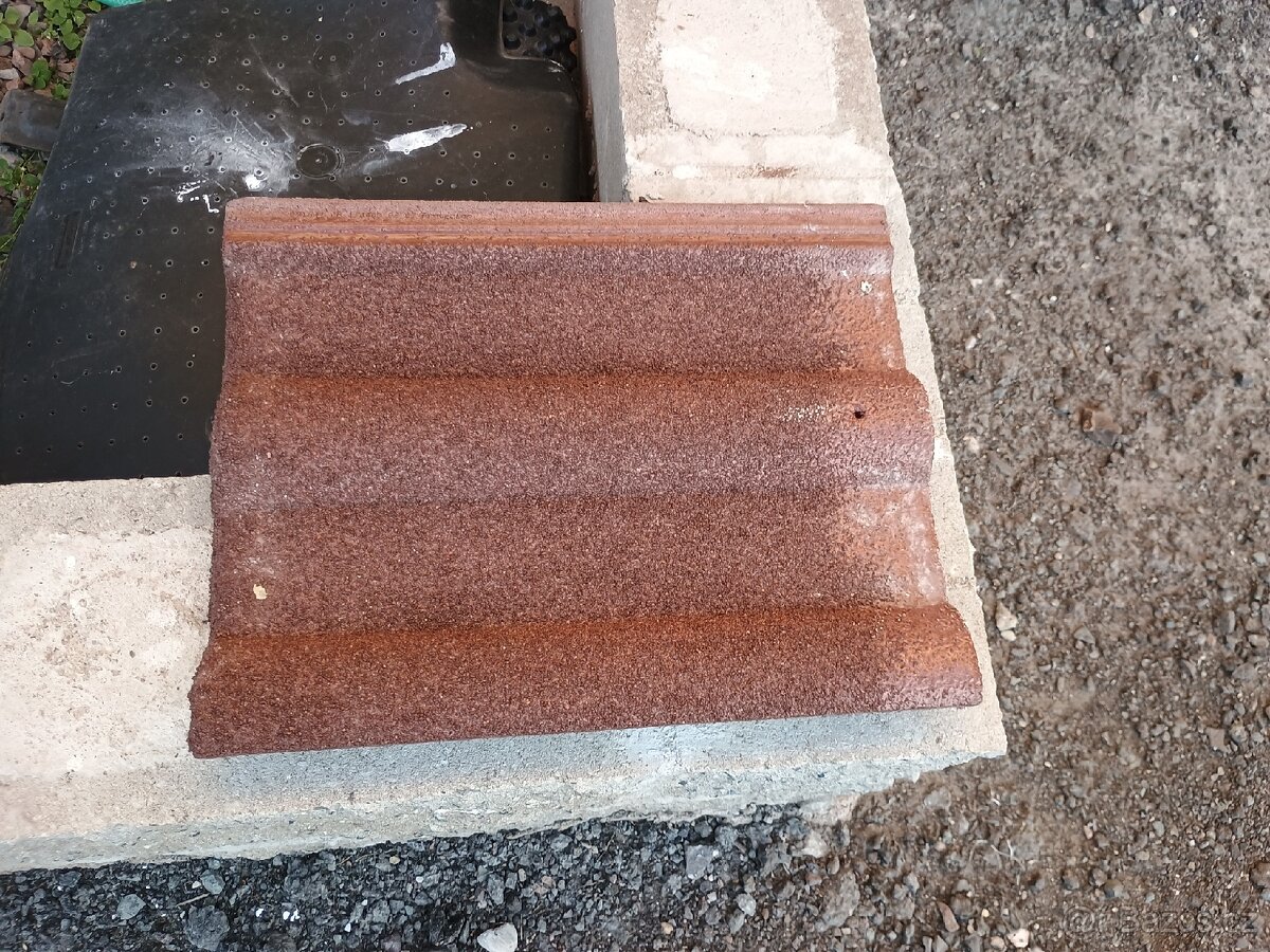 Tašky Bramac červenohnědá sypaná - koupím