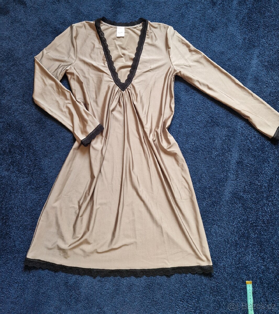 Luxusní noční košile vel 38