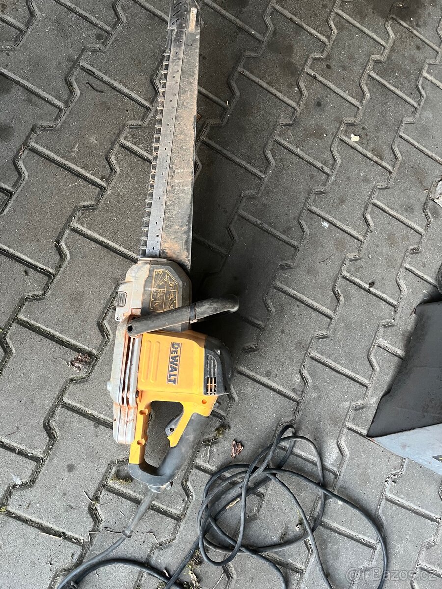 Pila aligator DEWALT dwe397