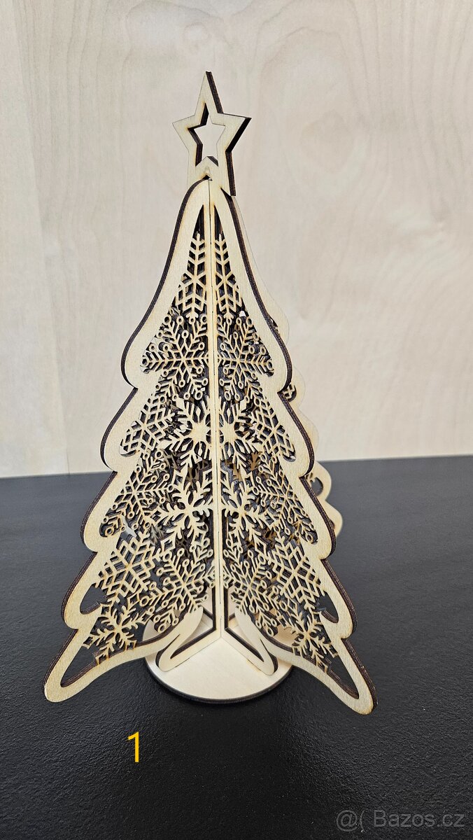 P: Dřevěné vánoční dekorace