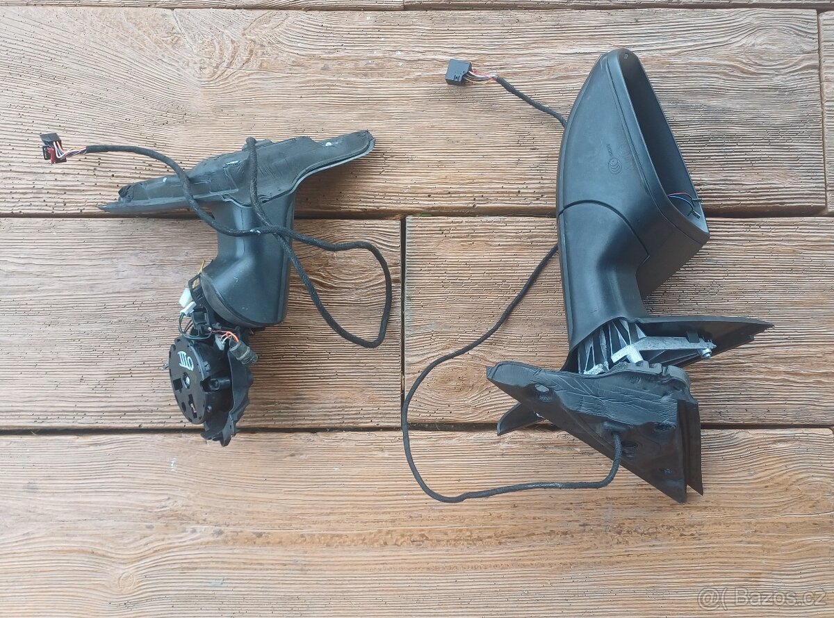 Zpětné zrcátko Škoda Octavia III 5E0857933 levé