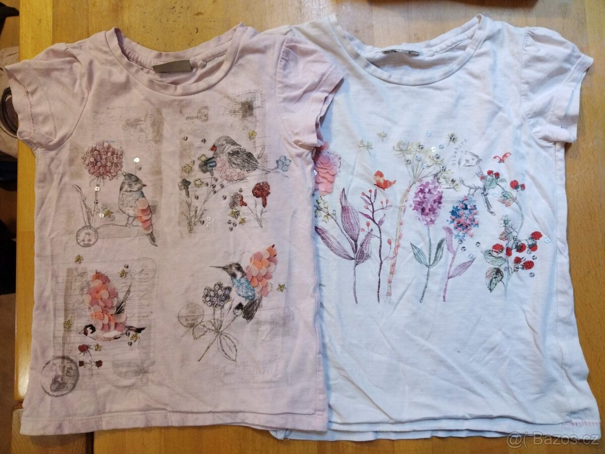 dvě trička, vel 122