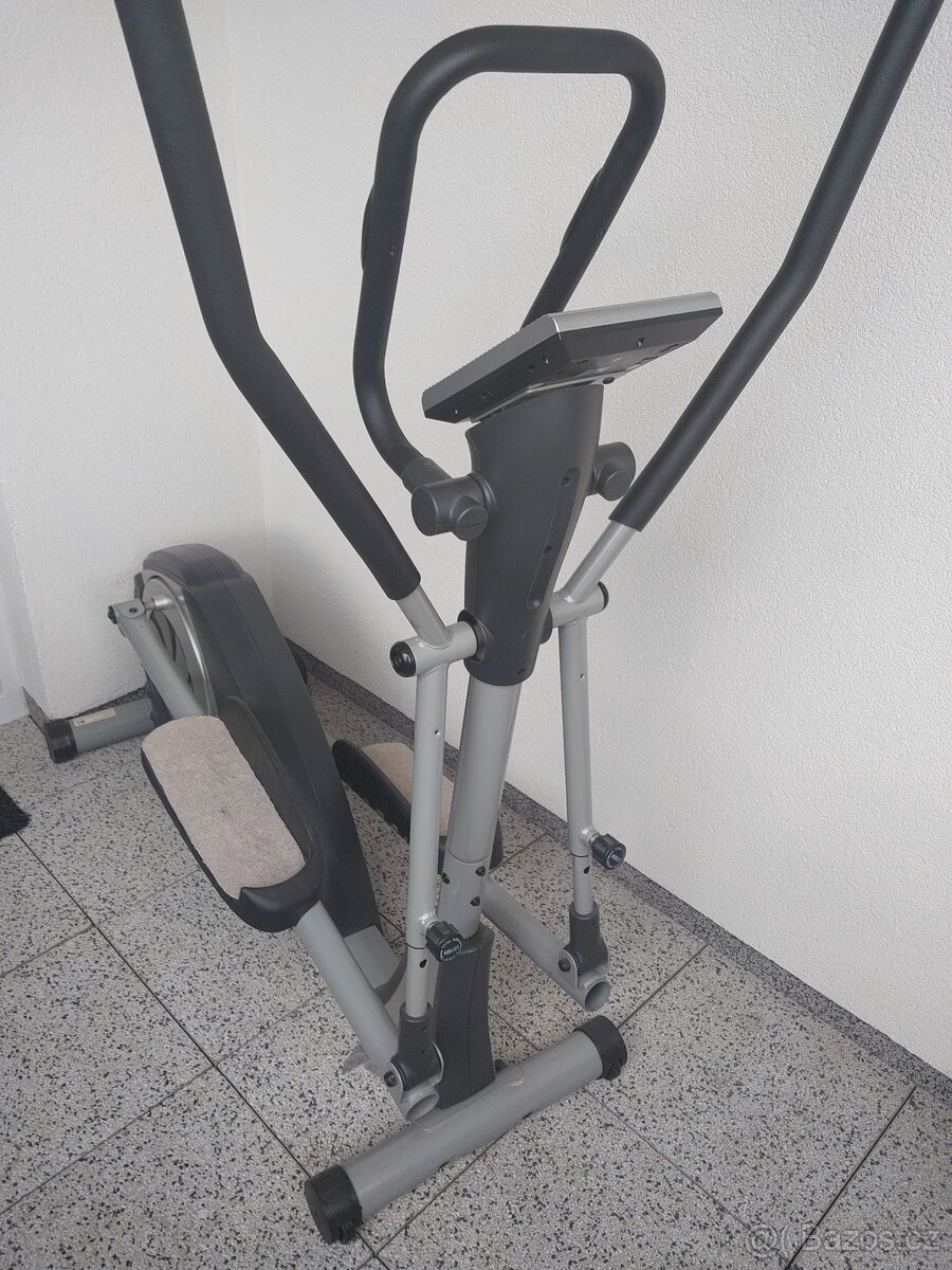 Eliptický trenažer