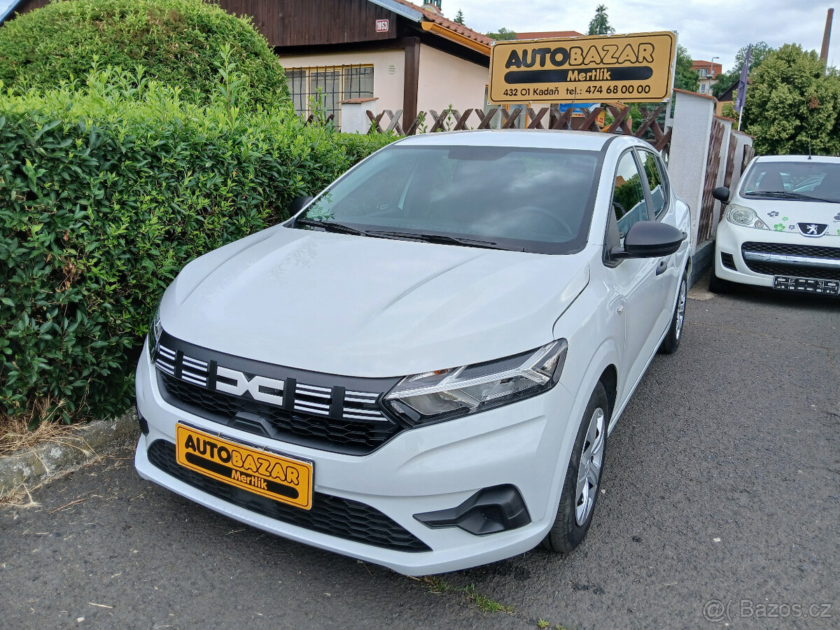 Dacia Sandero 1.0Tce jen 30.000 Km nová STK