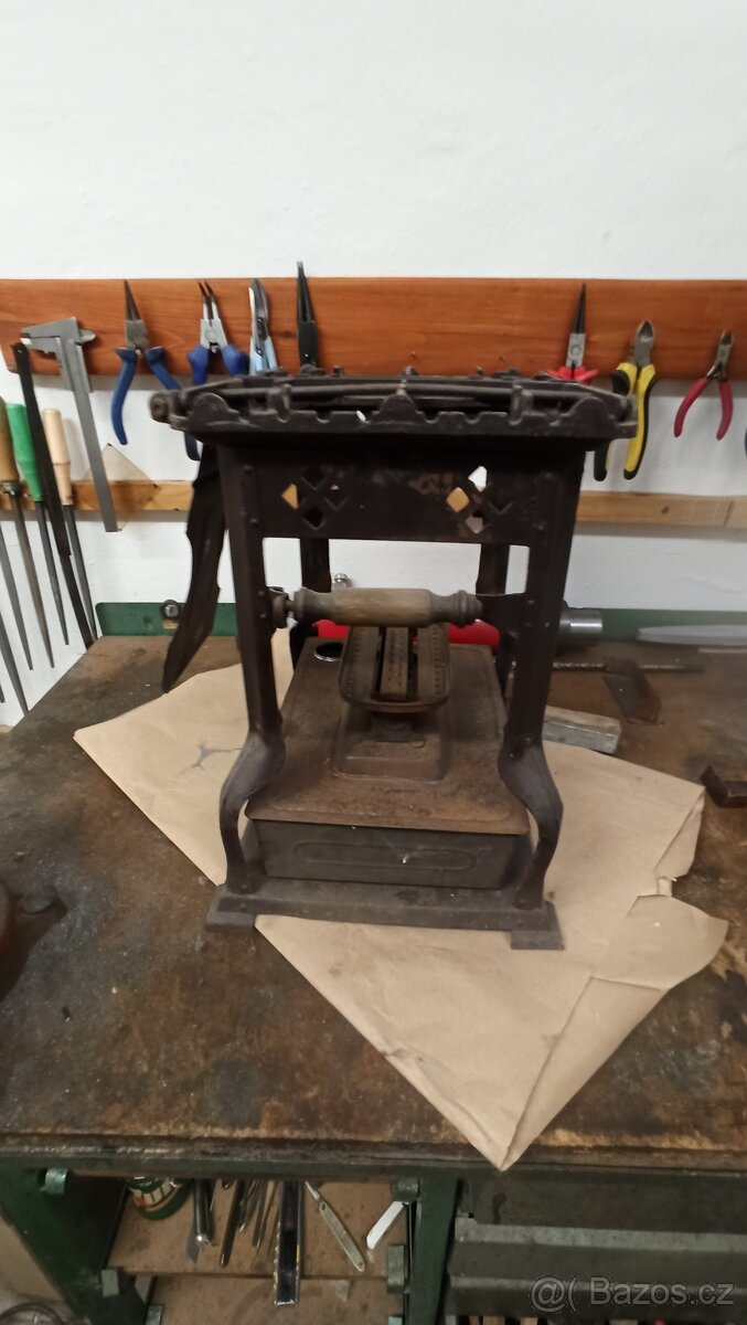 Petrolejová kamna / vařič - torzo