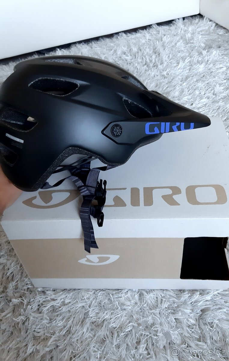 MTB helma Giro Cartelle MIPS