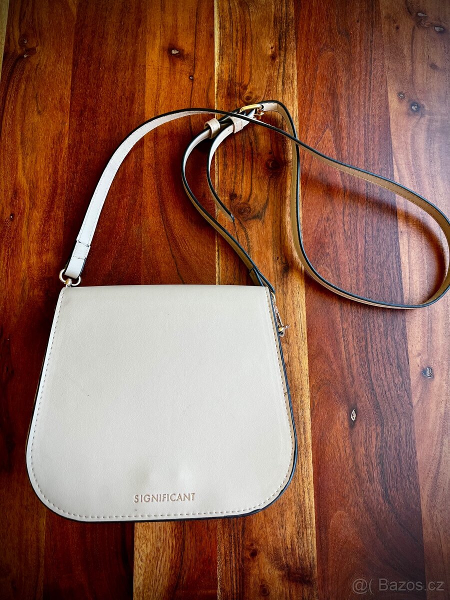 Crossbody kabelka krémově bílá