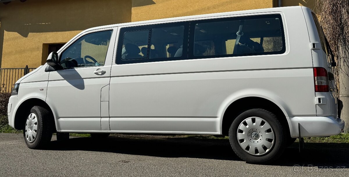 VW Caravelle, 103 kW, T5, LONG, 2,0 TDI, 9 míst, automat