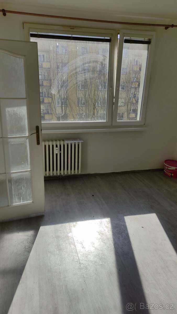 Pronájem bytu 1+1 Krupka, okr. Teplice nezářízený