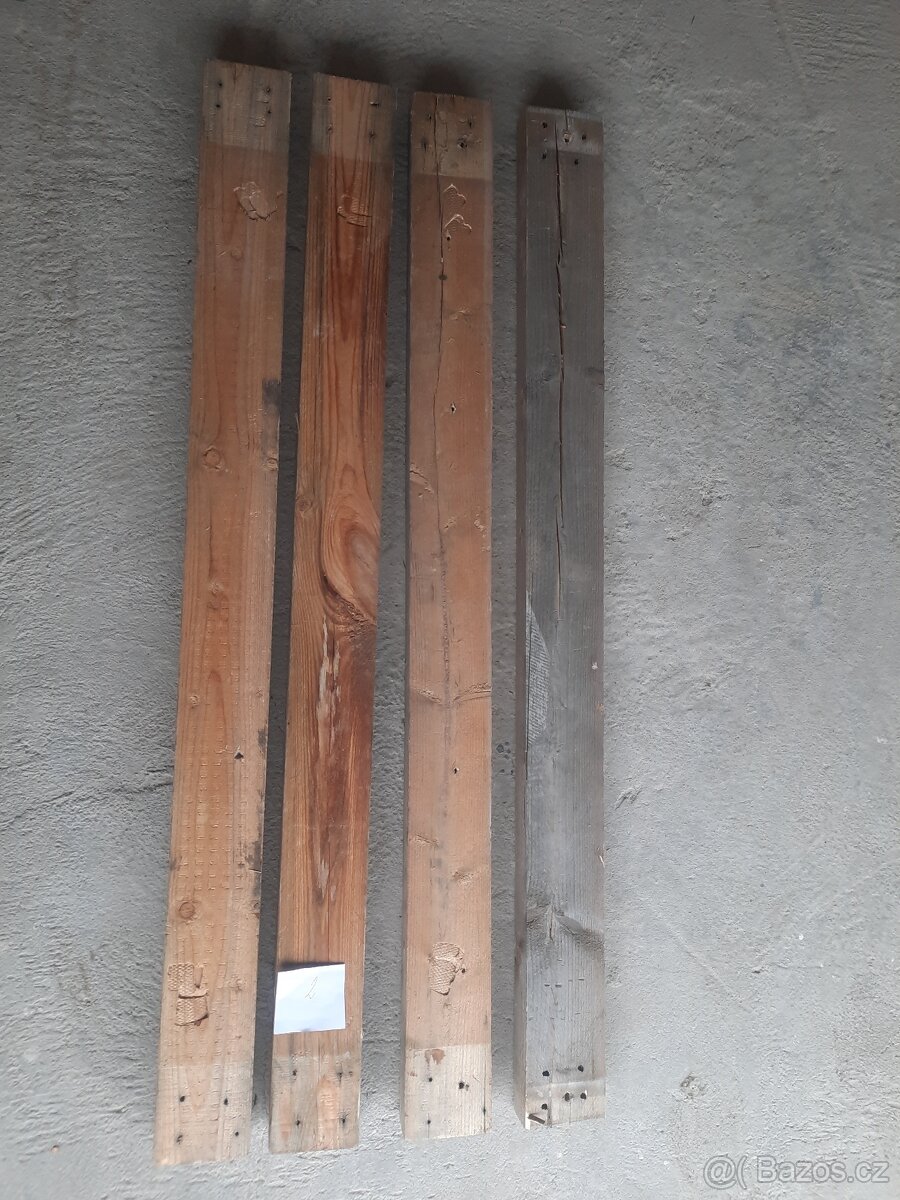 Dřevěné trámky