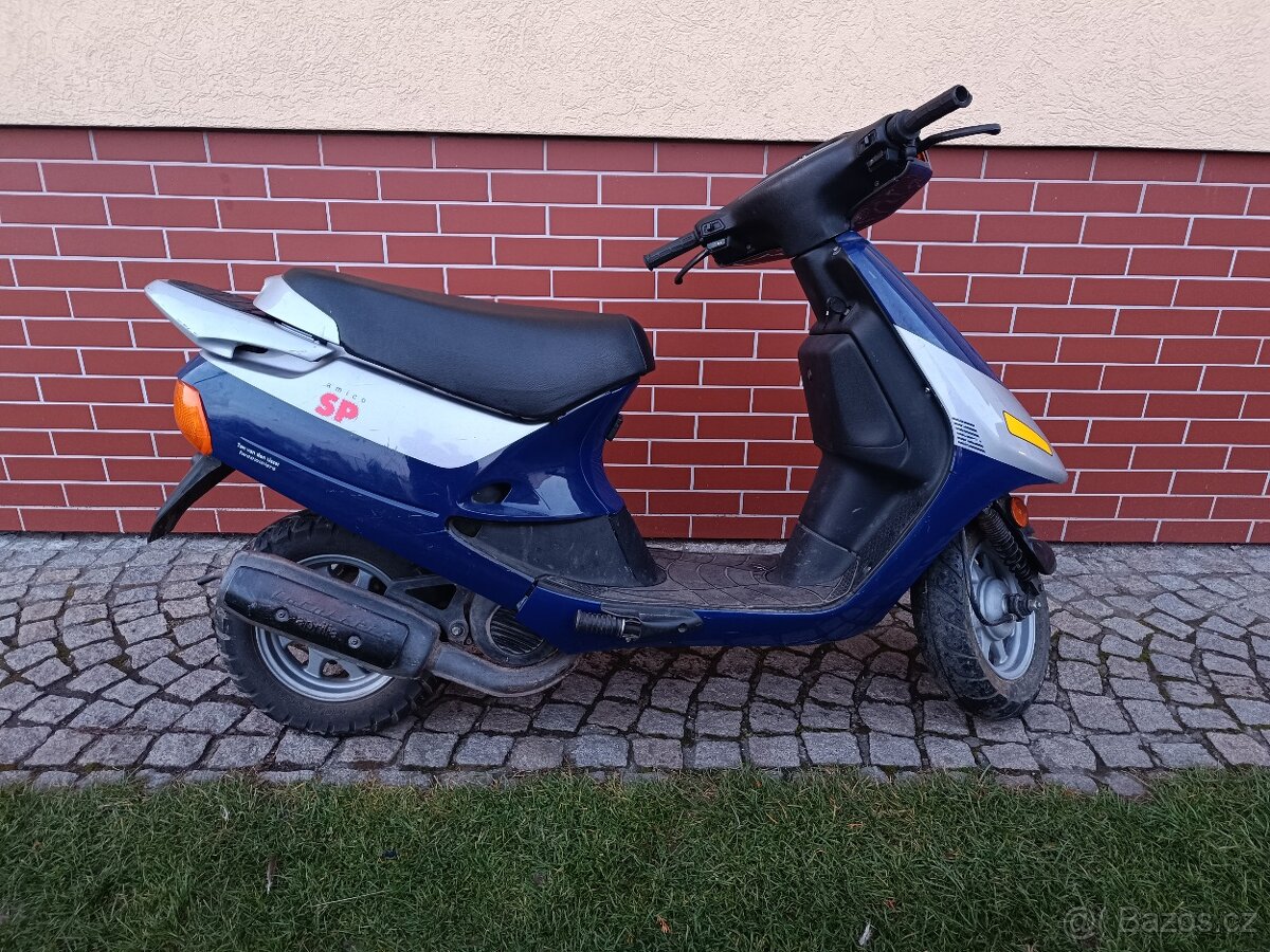 Aprilia 50 skútr