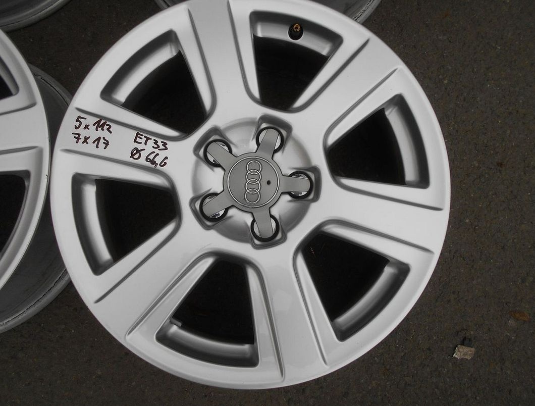 Alu disky originál Audi 17", 5x112, ET 33, šíře 7J