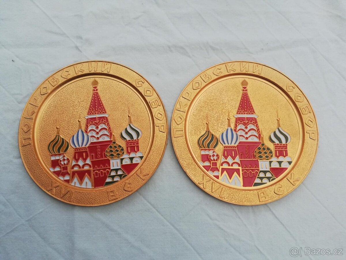 upomínkové předměty-Moskva