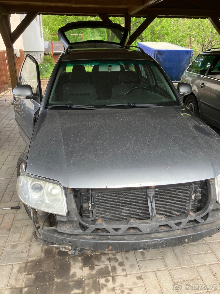 Náhradní díly Passat B5.5, r.v. 2003, barva LD7W