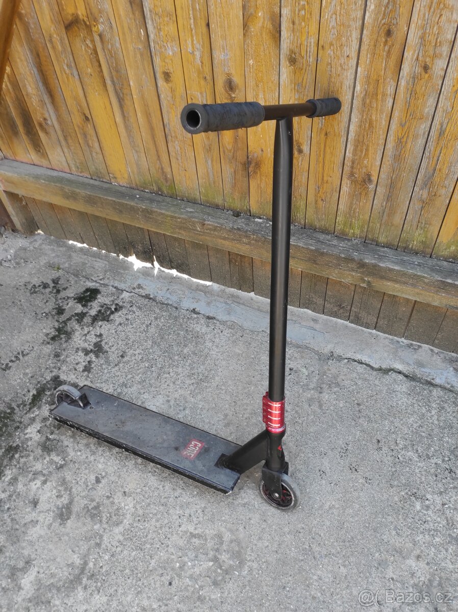 Prodám Custom freestyle koloběžka
