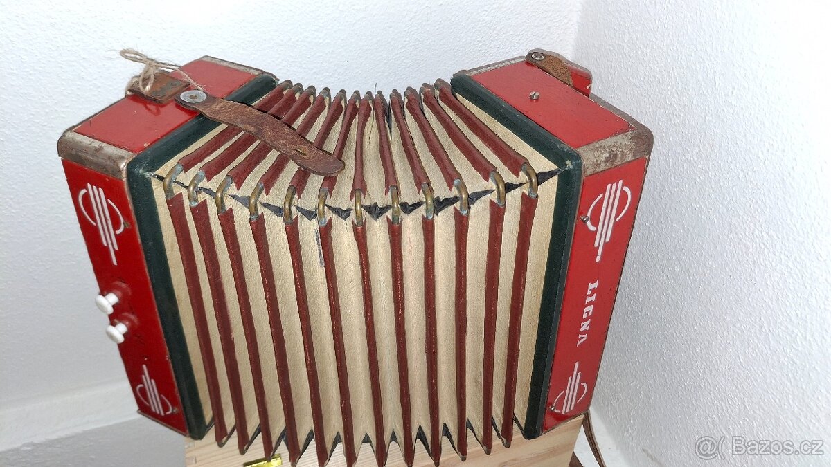 Dětská tahací harmonika