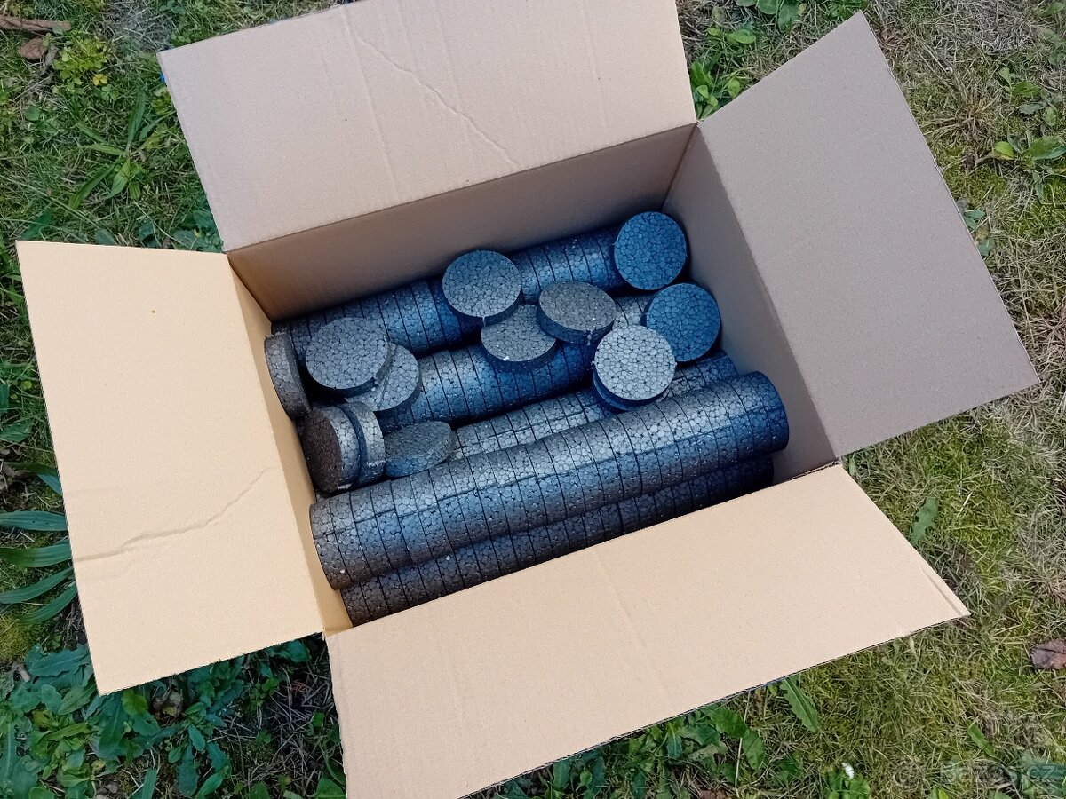Fasádní zátky šedé 70mm