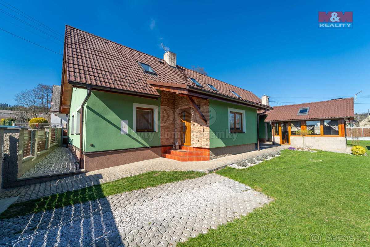 Prodej rodinného domu, 220 m², Strašice