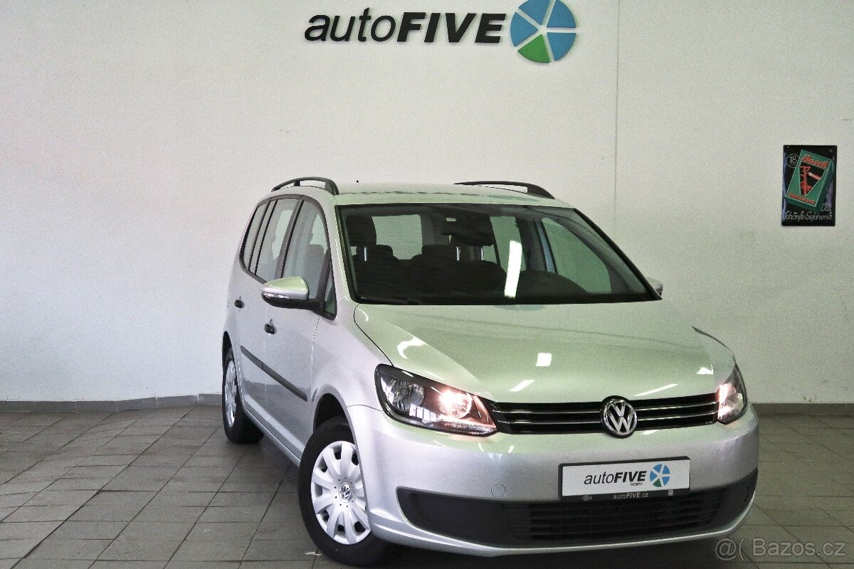 VW Touran 1.6 TDI KLIMA, SERVISKA, 2.MAJ.,TAŽNÉ, ZÁRUKA