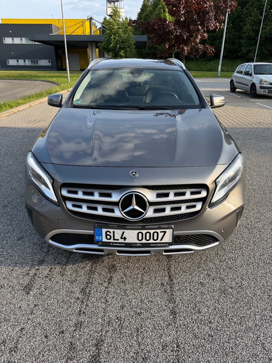 Prodám Mercedes-Benz GLA 180 2019