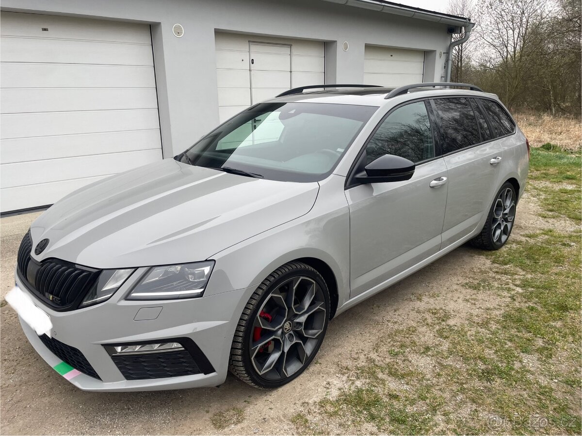 ŠKODA OCTAVIA 3 RS 2.0 TDI DSG PANO WEBASTO TZ 135 KW