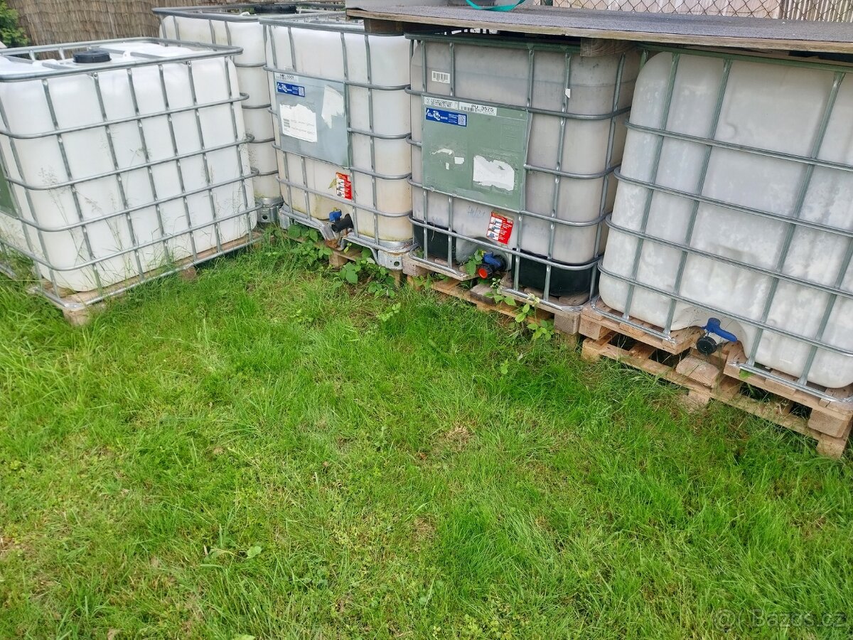 Prodám IBC barel na vodu 1000l