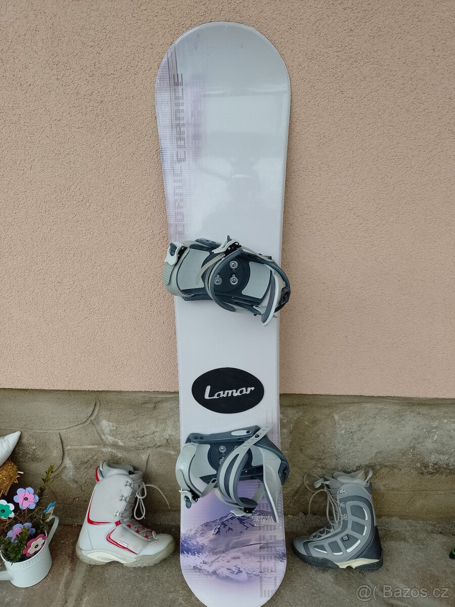 Dámský snowboard NAKED CORNICE. 155cm