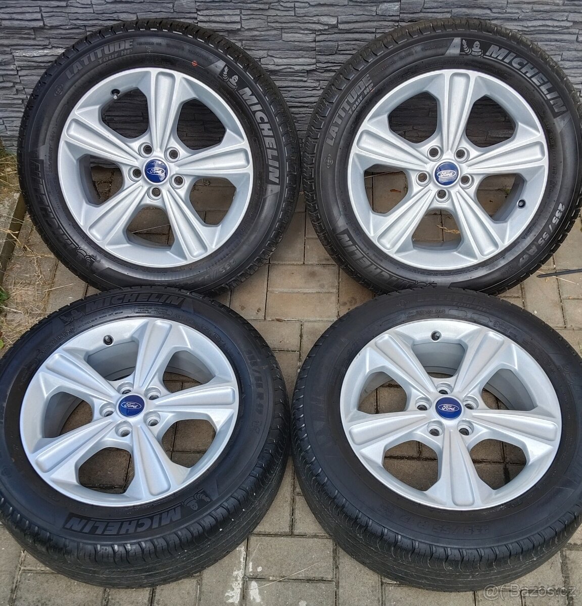 ALU SADA FORD KUGA 17" + TPMS + PNEU