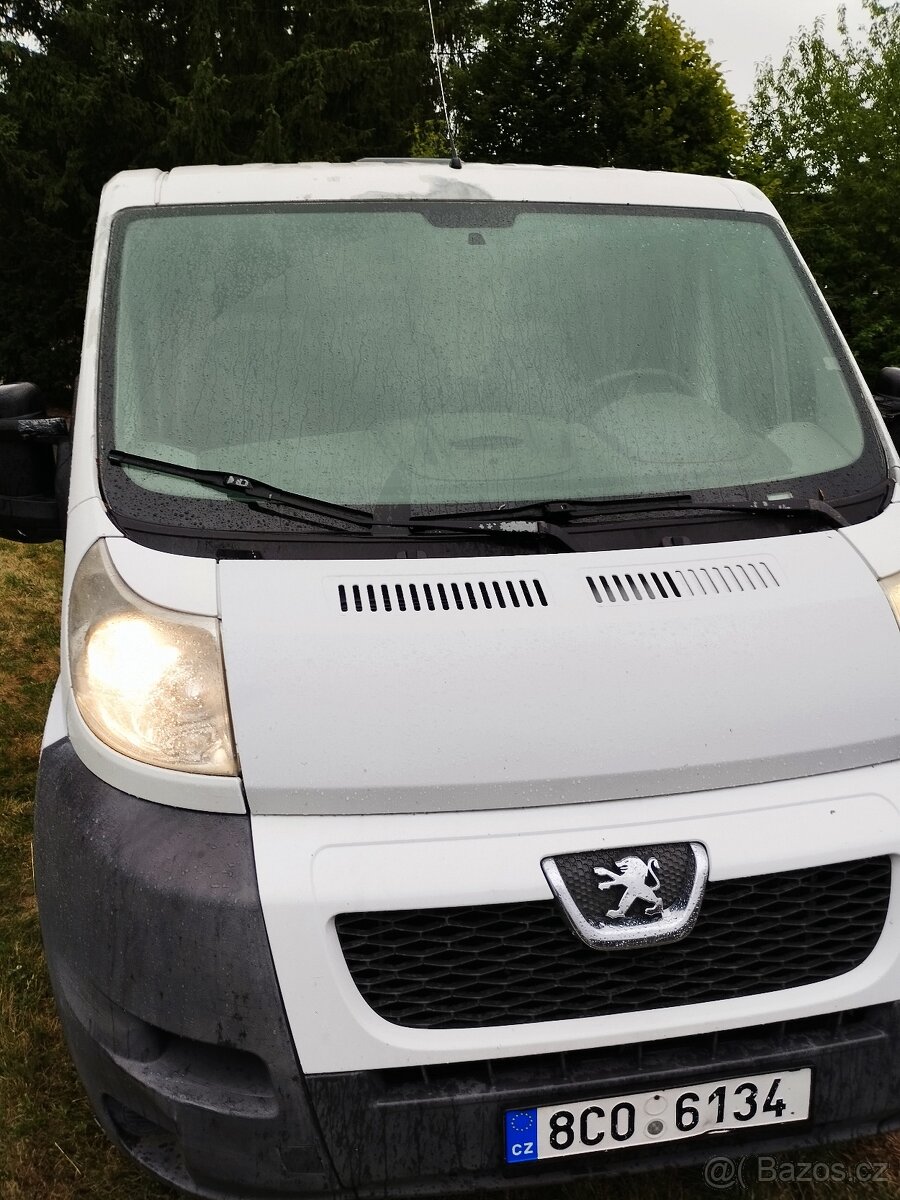 Peugeot Boxer 2.2 hdi 3 mistný