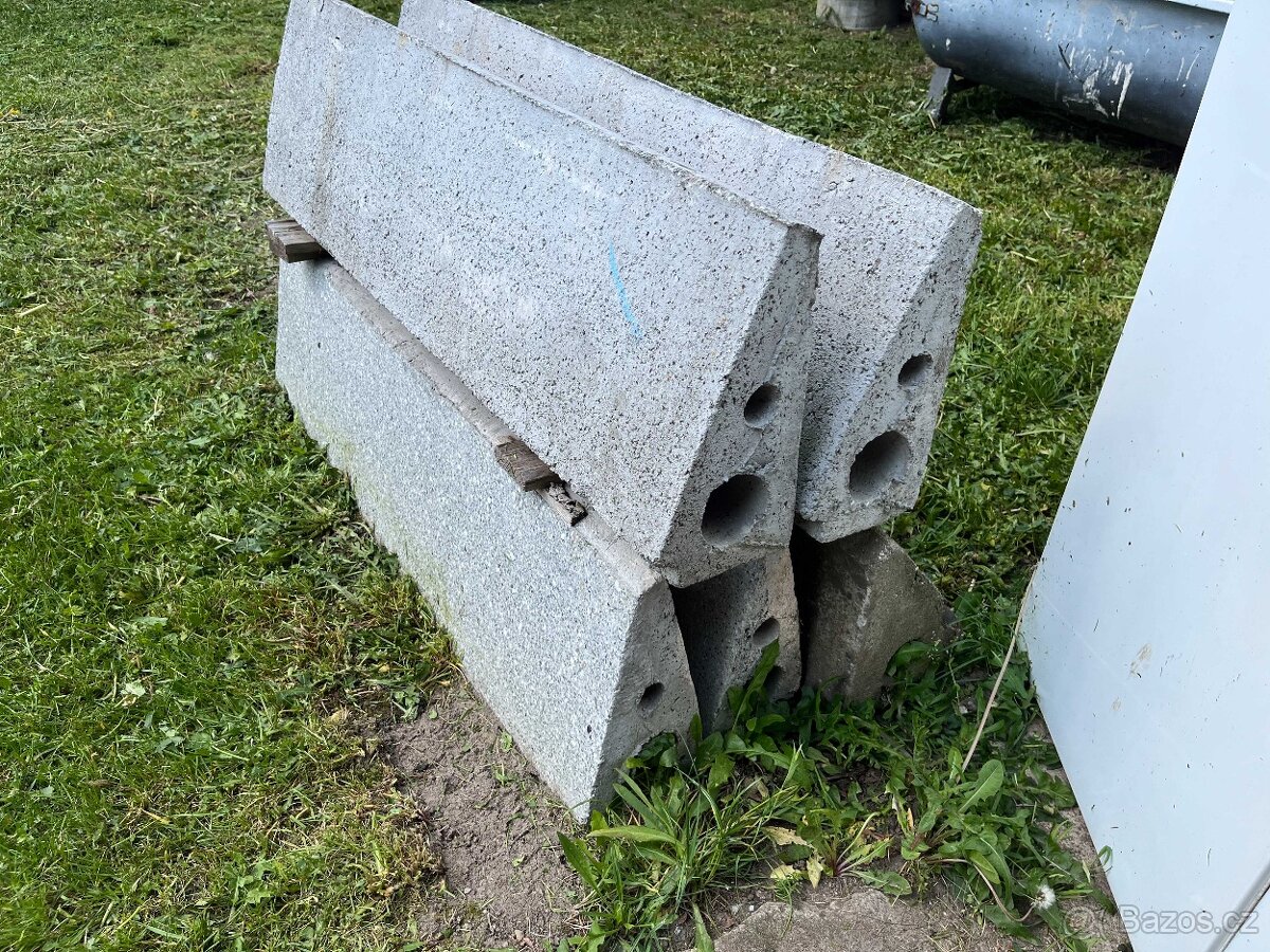 Betonové schody