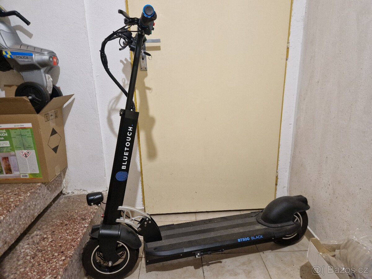 Eletrokoloběžka Bluetouch BT500, motor 500W