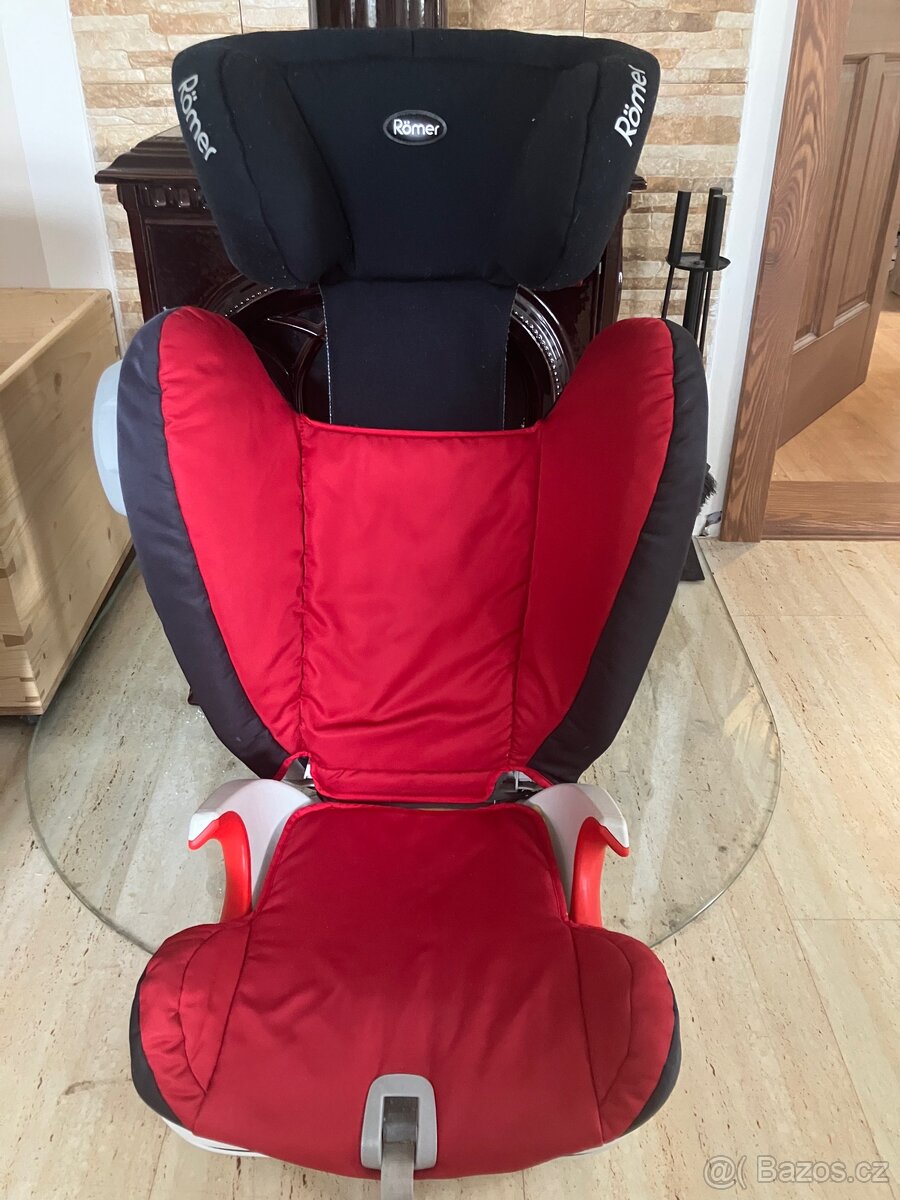 Dětská autosedačka Römer KidFix 15-36kg