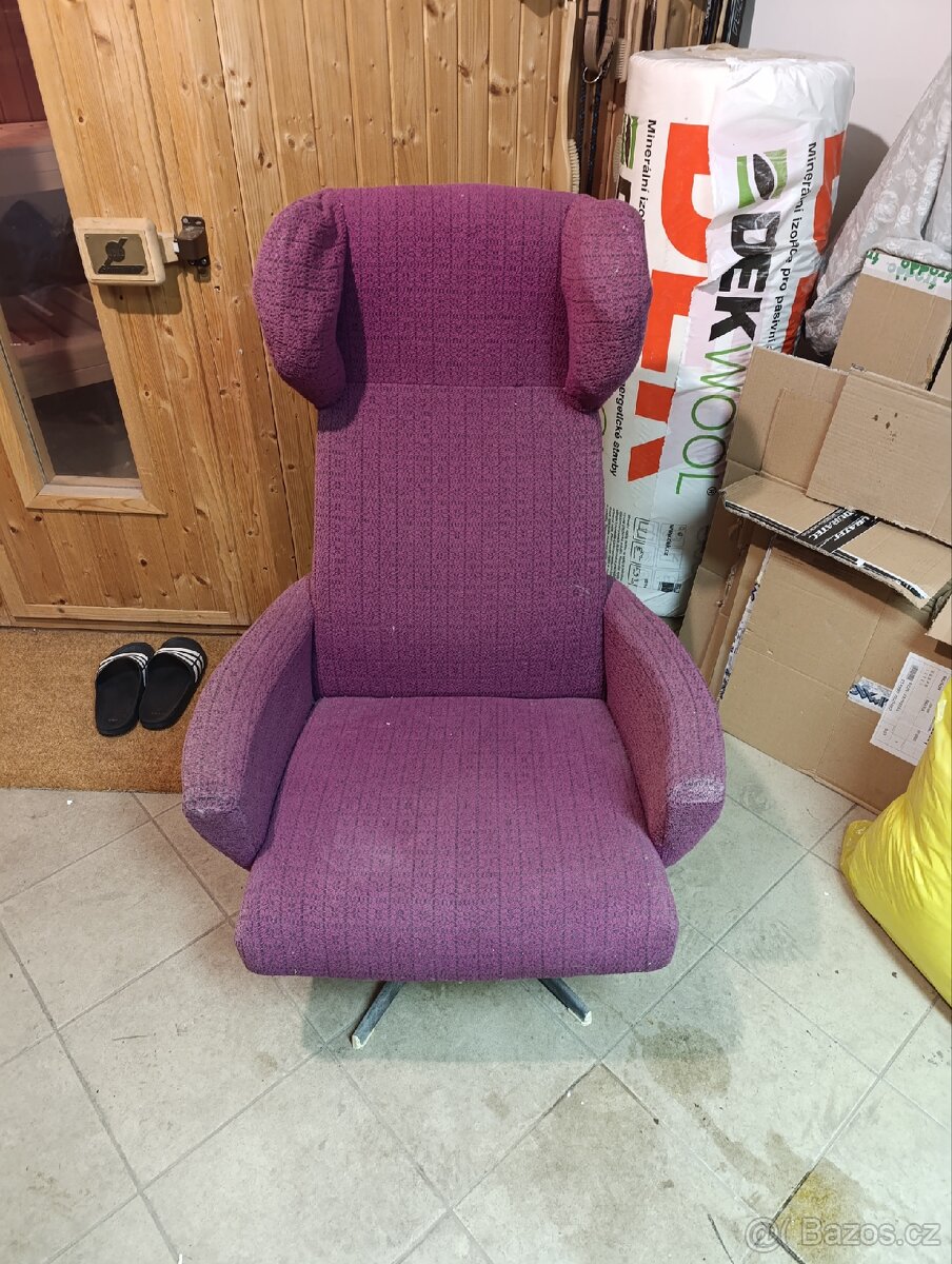 Ušák křeslo otočné, vintage, retro