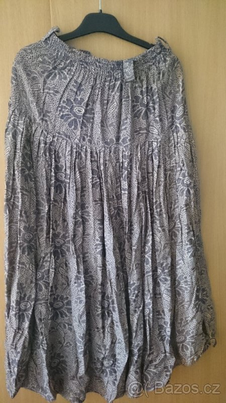 Dámská sukně,šaty,kostýmky,vesta,rolák,...