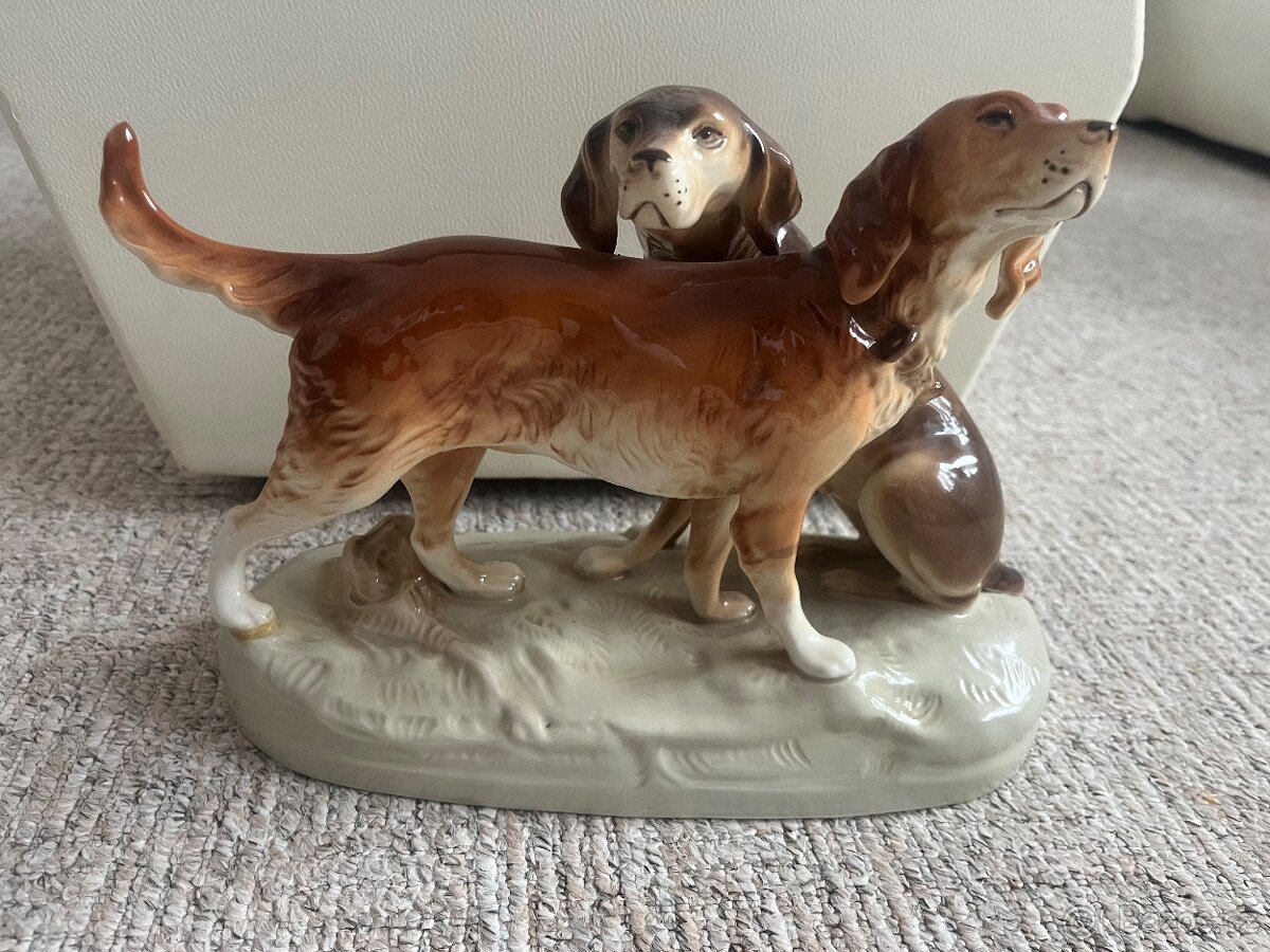 Lovečtí psi Royal Dux