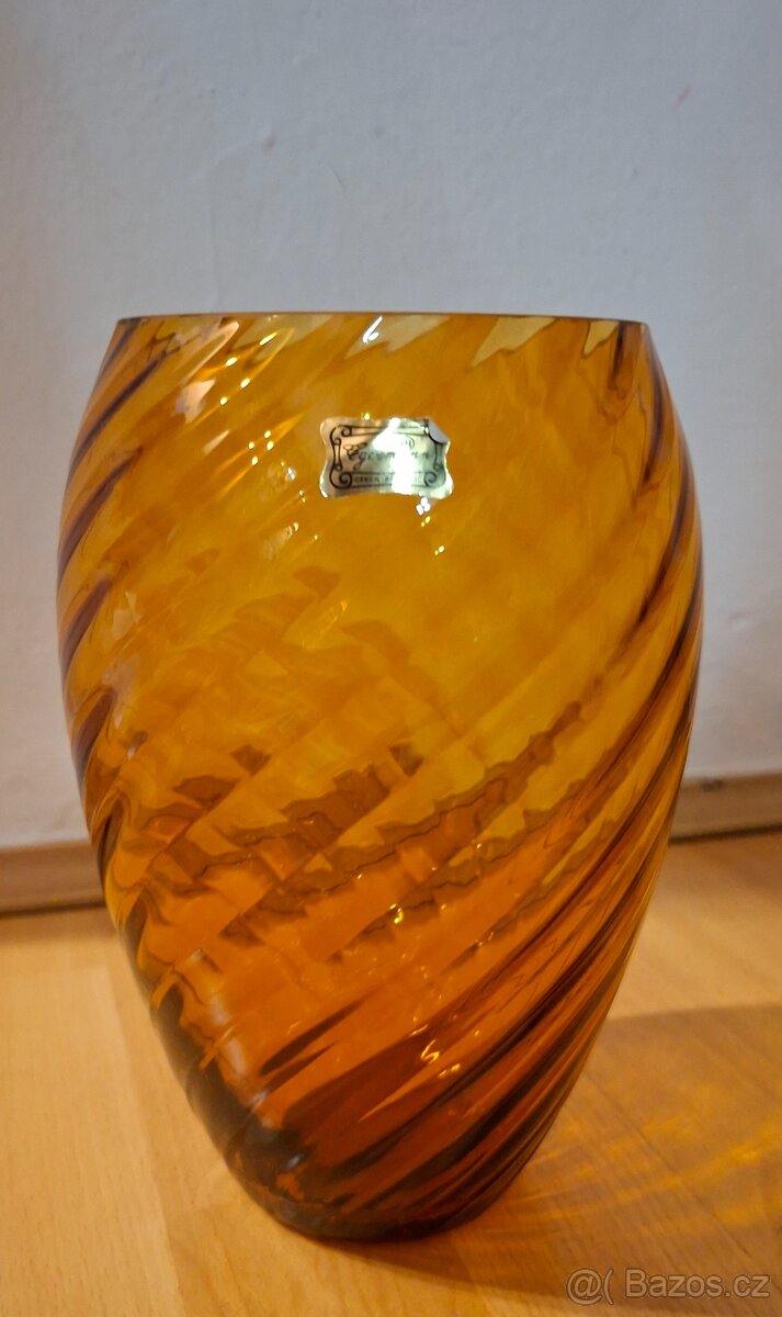 Skleněná váza