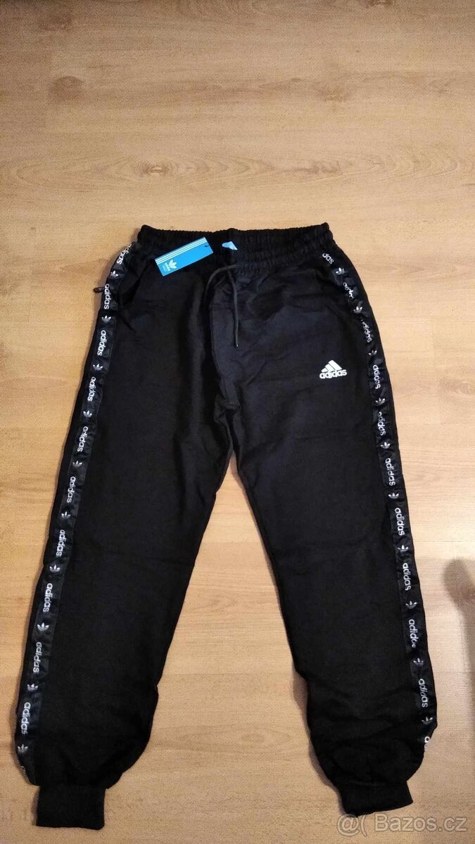 Pánské tepláky adidas