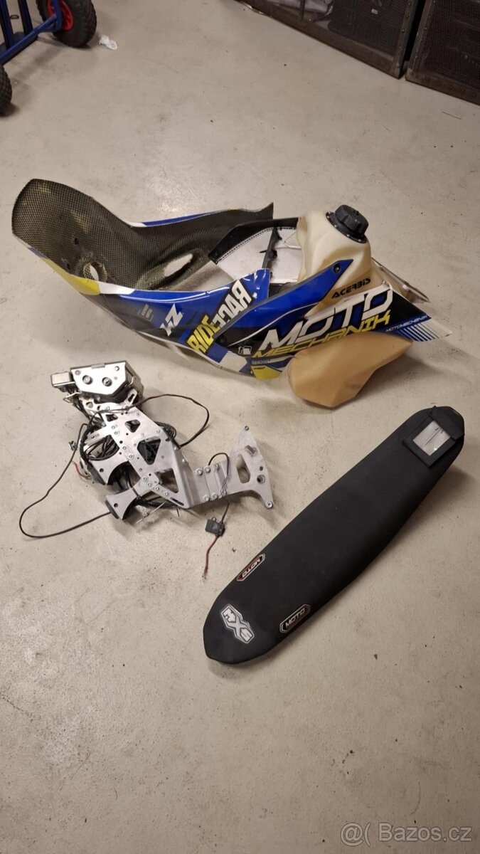 Rallye vež a maska RADE garage